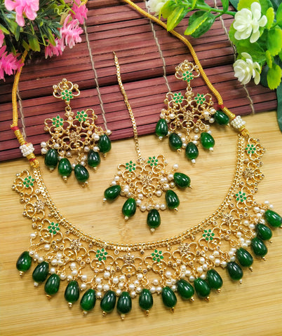 Most Attractive Stylish Necklace Set with Drop Earrings and Tikka – Polki Design